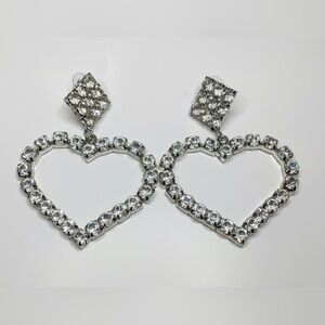 Large rhinestone heart Silver tone 90’s style Valentine’s Day bling Earrings